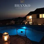 Branko 12km From Dubrovnik Willa *