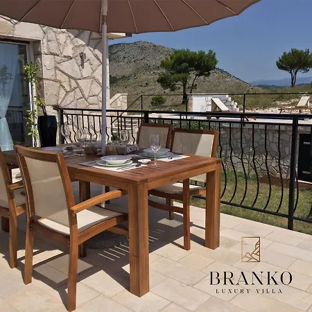 Villa Branko *