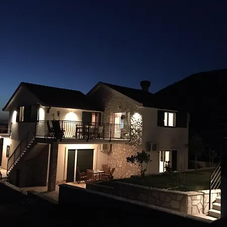 Branko Villa Ravno