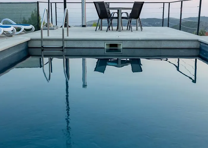 Branko 12km From Dubrovnik *